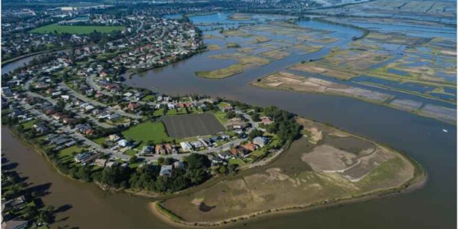 Understanding Your Risk: The Essential Guide to Flood Check Property Reports